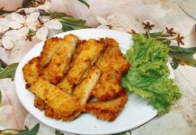 Ức gà chiên xù nóng giòn hấp dẫn